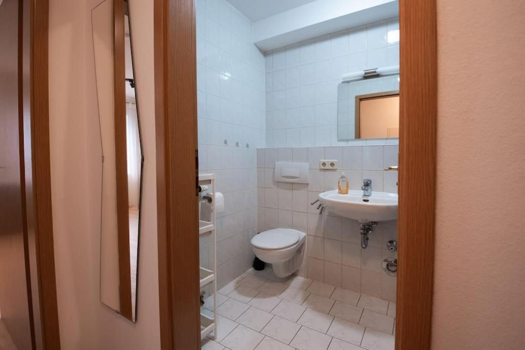 Moderne Einraumwohnung In Leipzig Mit Netflix Zugang Exterior photo