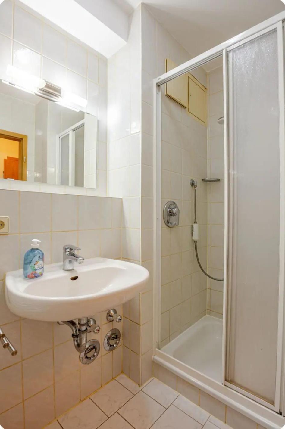 Moderne Einraumwohnung In Leipzig Mit Netflix Zugang Exterior photo